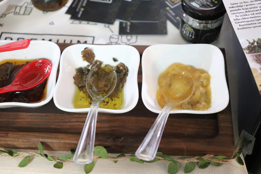 Tartufi u džemu od krušaka  