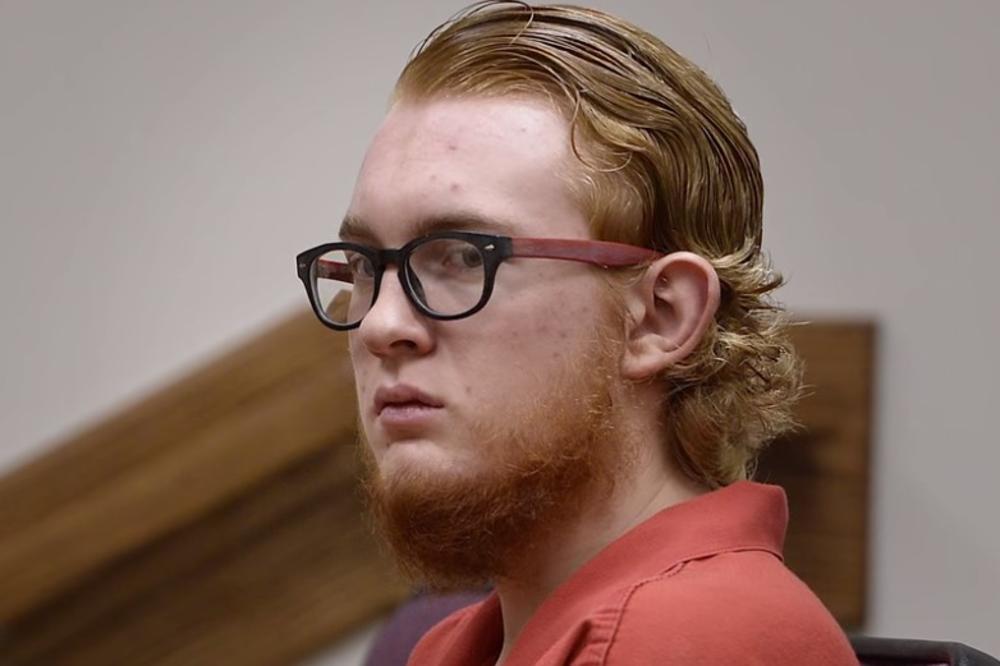 PRIJATELJ IZ PAKLA: Kupio drugarici konopac i pomogao joj da se UBIJE! Kada čujete razlog - POBESNEĆETE!(VIDEO)