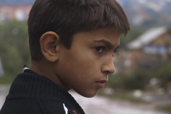 BANDITI U POTRAZI ZA MAMOM: Debitantski film Koste Ristića stiže u bioskope (VIDEO)