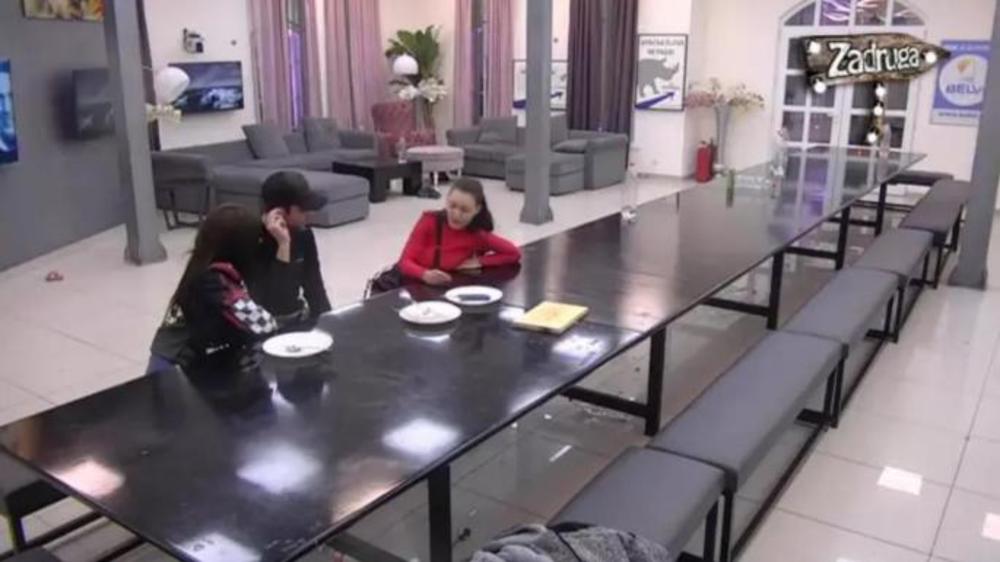 Ana ispričala sve Tomi i Rebeki