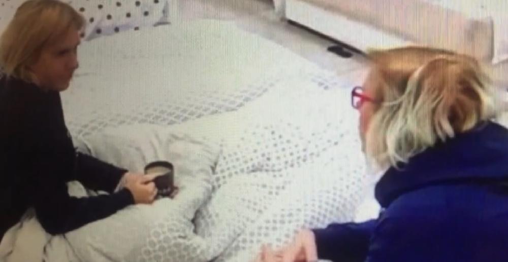 Zgrožene brojem Roma u kući