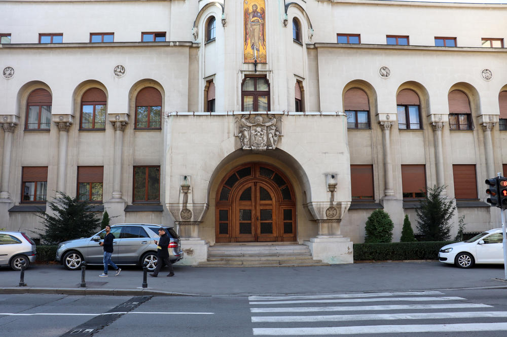 BOGOSLOVSKI FAKULTET POKRENUO PETICIJU PROTIV SPC! Na 4 tačke apeluje MASA i vrlo su važne