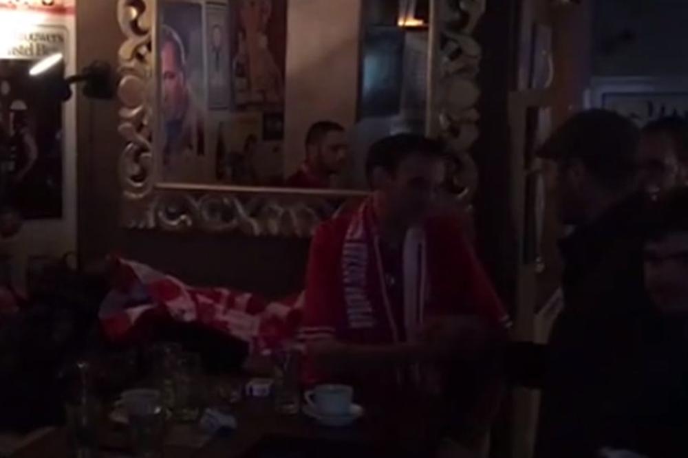 ČUVENI NAVIJAČI LIVERPULA UŽIVAJU U BEOGRADU: Ore se pesme i toči se pivo pred meč protiv Zvezde!