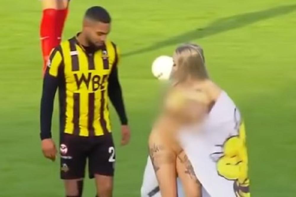 PRIČA O GOLOJ PLAVUŠI NA TERENU DOBILA JOŠ LUĐI NASTAVAK: Skidala se ispred fudbalera iz veoma podmuklog razloga!