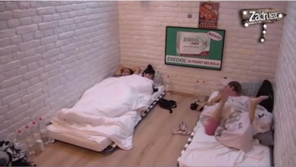 Sinoć je o tome diskutovala s Davidom i Aleksandrom   