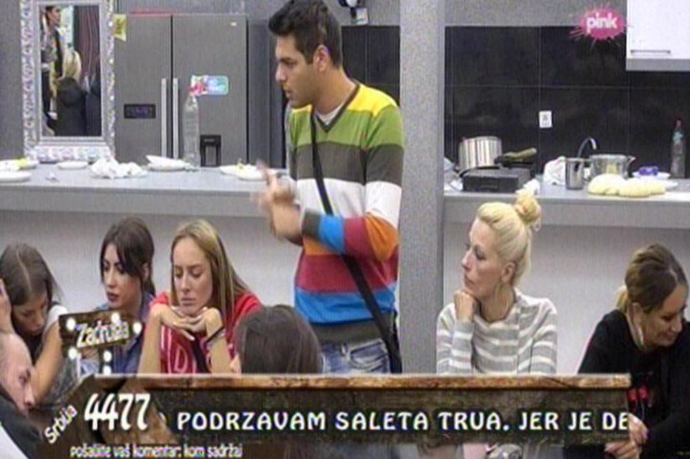 MIĆA NAPOLJU IZVODI MALOLETNICE: Luna otkrila MRAČNU TAJNU pevača!