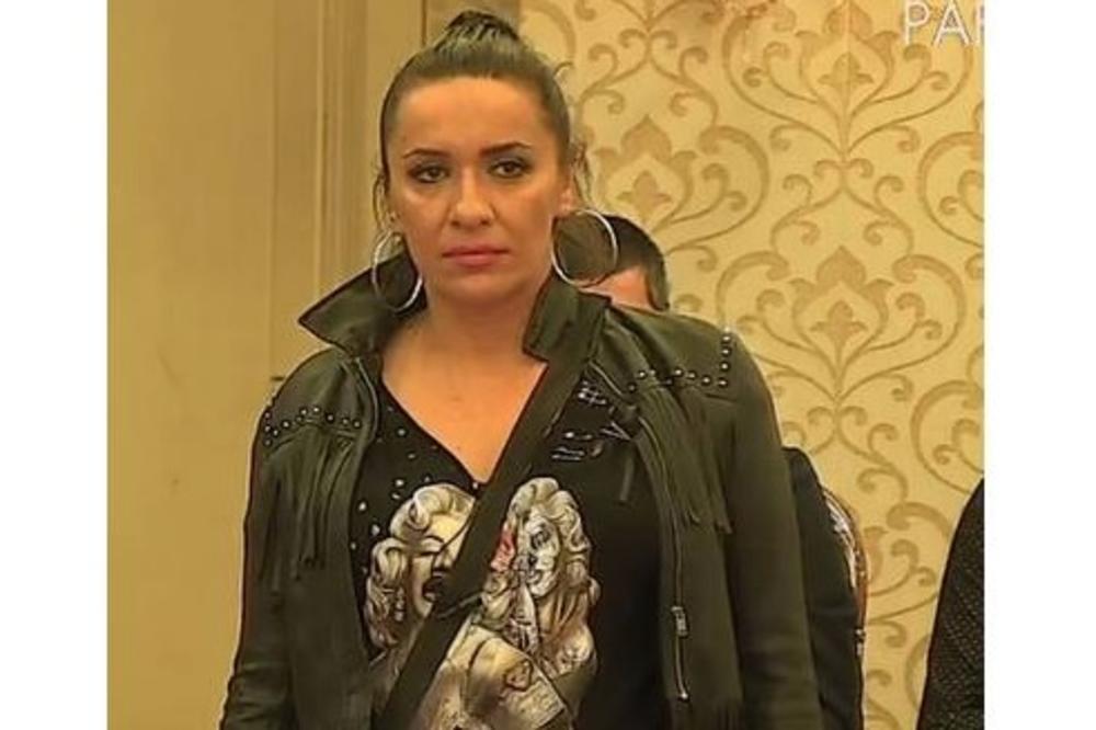 RONILA SUZE ZBOG ELVINA: Nakon priznanja da je zaljubljena u njega, Voljenka NEUTEŠNA!