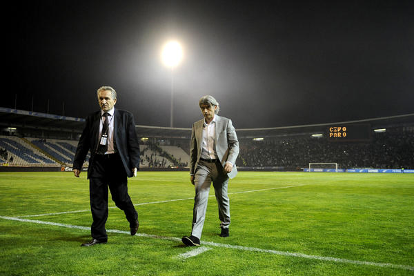 KIZA ZAVRŠIO NA BANJICI: Rad uoči početka drugog dela Superlige smenio trenera!