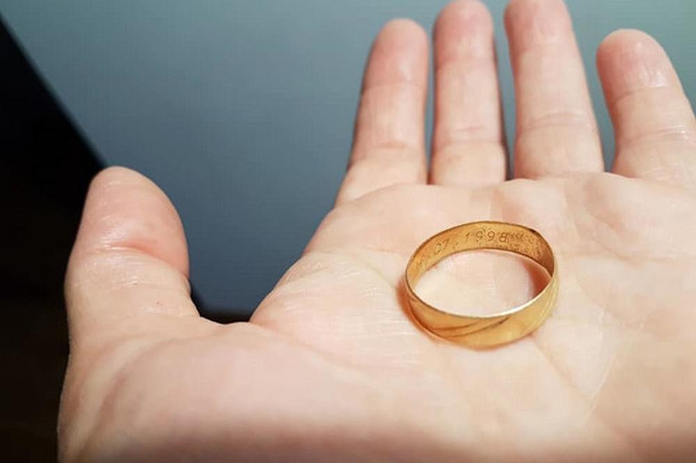 URADITE OVO SA ČAŠOM VODE I SAZNAĆETE KAD ĆETE SE UDATI: Izbrojaćete tačne GODINE, ali na JEDNO PRIPAZITE