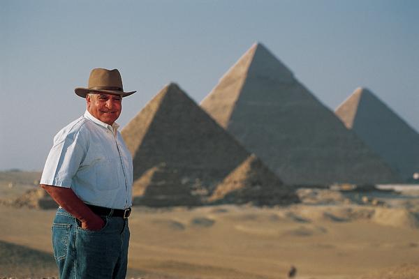 ČUVENI ARHEOLOG DR ZAHI HAVAS OTKRIVA: Uskoro bismo mogli znati kako je izgledala životna ljubav kralja Tutankamona