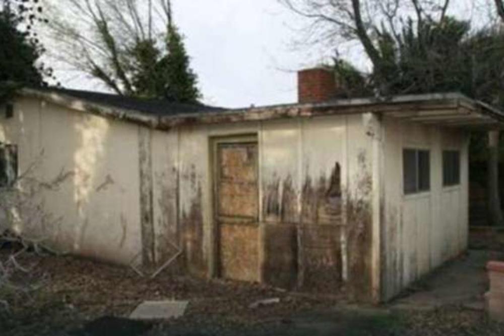 IZGLEDA KAO STRAĆARA, A KOŠTA 450.000 DOLARA! Kada vidite unutrašnjost prevrnuće vam se želudac! Ipak, postoji caka