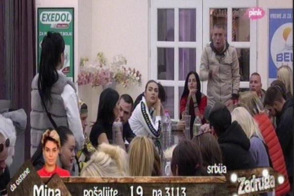 MIĆA ŽESTOKO IZVREĐAO ALEKSANDRU, A ONA MU UZVRATILA: Ti koristiš KIJINO ime da bi MANIPULISAO glupavim devojčicama