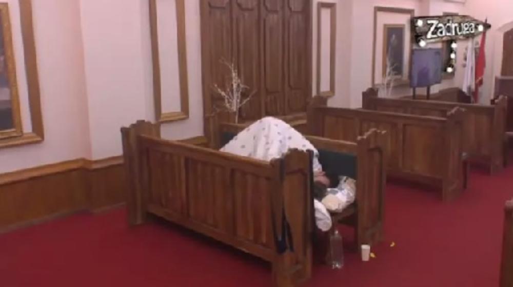 Ima verenicu, a l' nema veze