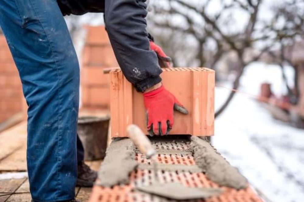 ZA GODINU DANA ZARADIO ZA KUĆU I DVA AUTOMOBILA: Tomislav je OD MUKE napustio svoju zemlju, pa otišao u KANADU!