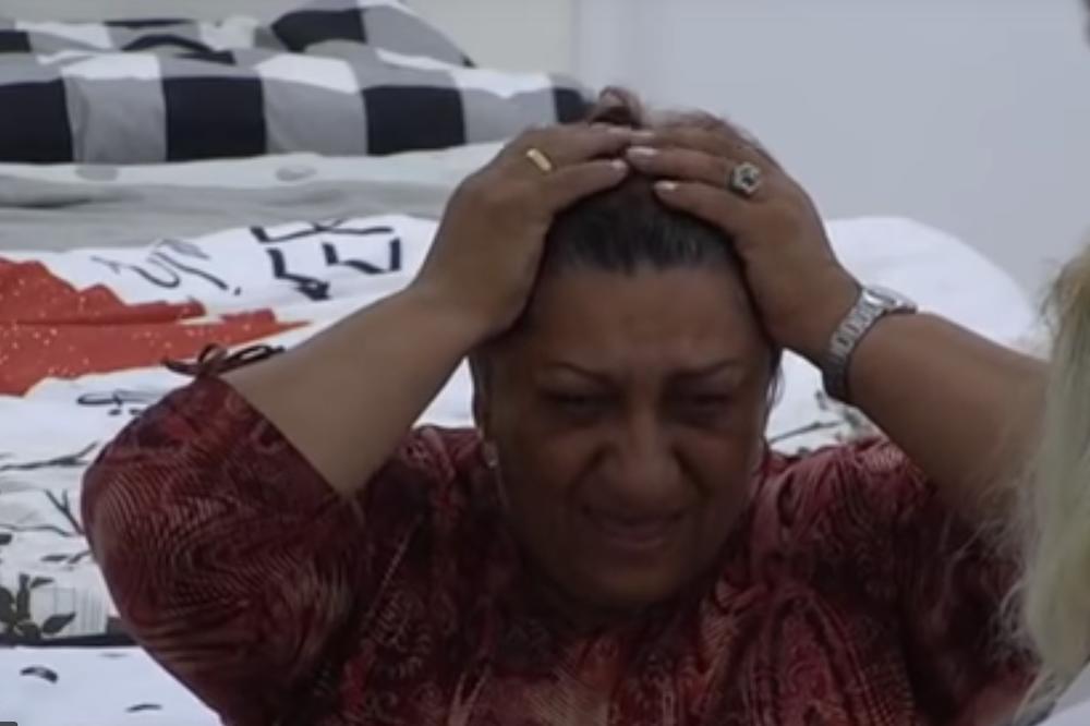 RADA U NIKAD GOREM STANJU: Brendom ne prestaje da je IZLUĐUJE! Haos ću da ti napravim! (VIDEO)