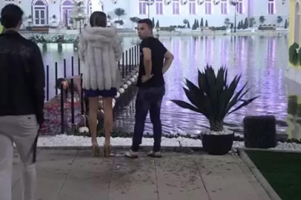 NIJE ZNAO ŠTA ĆE OD OČAJA: Lazar se zbog Nataše BACIO U JEZERO! Ona pretrnula od STRAHA (VIDEO)