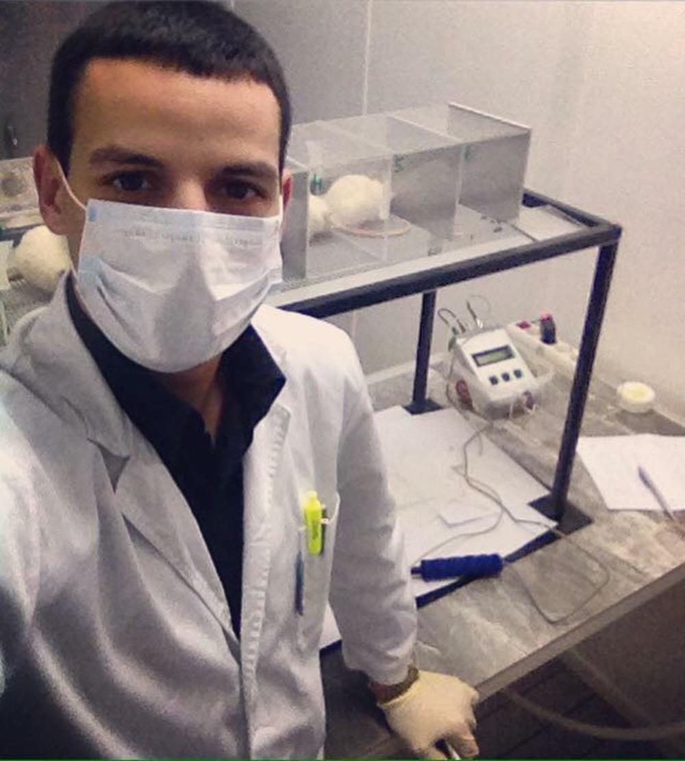 Kosta Kostić najveći deo svog vremena provodi u laboratoriji  