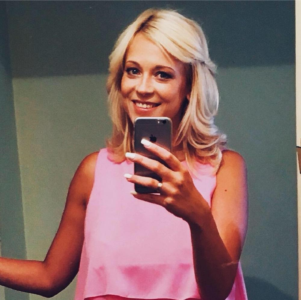 Volele aje selfije - Milica Barbu  