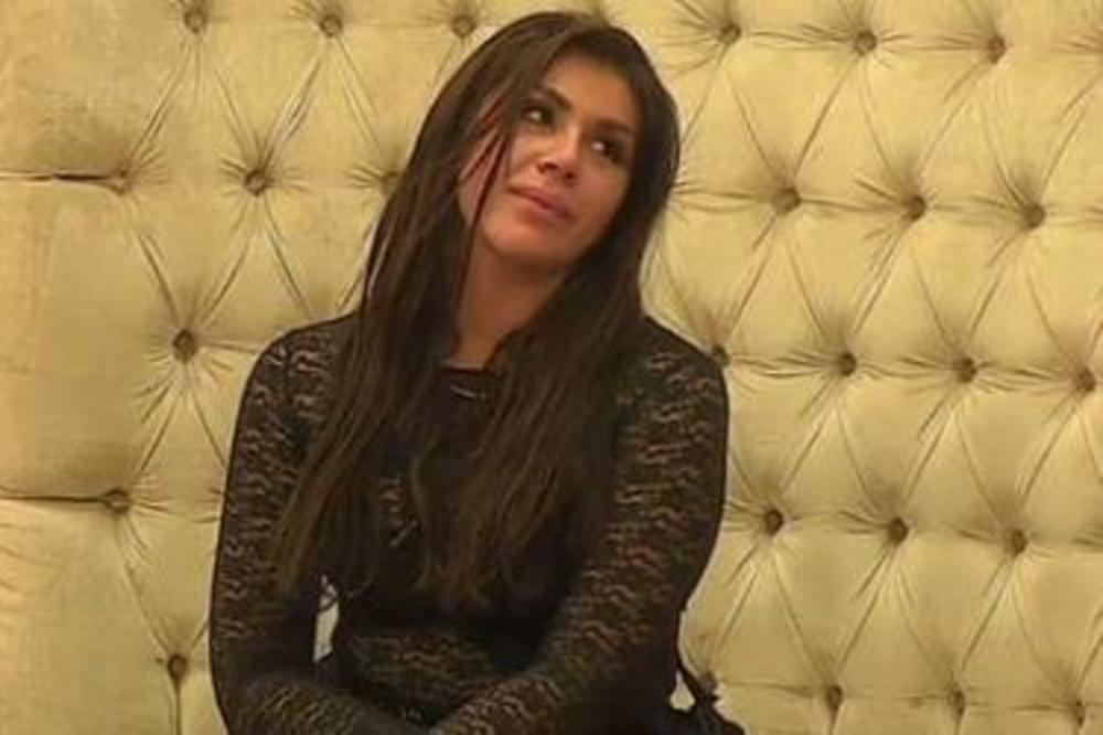 IZGLEDA ODLIČNO, ALI MU VISINA FALI: Zorica pokušala da SAKRIJE u koga je ZALJUBLJENA! (FOTO)