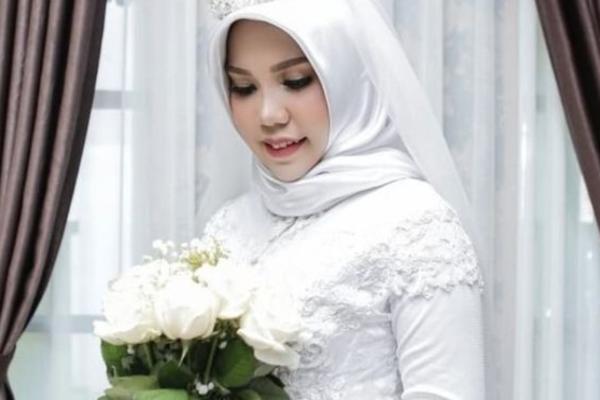 I DALJE ČUVAM OSMEH ZA TEBE! Mlada se fotografisala sama, jer njen verenik nikada nije stigao na venčanje...