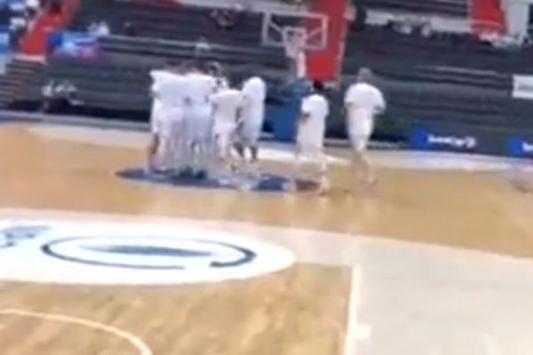 ZATO JE RUSIJA I PORED SVEGA NAŠA BRATSKA ZEMLJA! Igrači Partizana na prelep način dočekani u Zenitovoj hali!