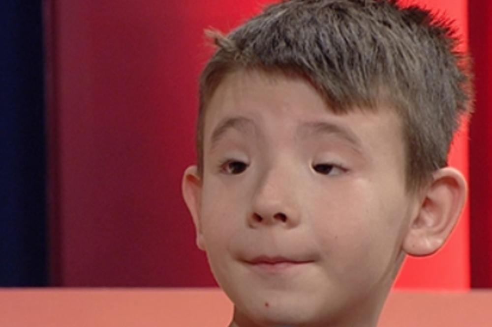 DRUGARI U ŠKOLI ME ZOVU STRAŠILO! Sedmogodišnji NAIL iz Bihaća trpi torturu od VRŠNJAKA! OVO JE NJEGOVA PRIČA