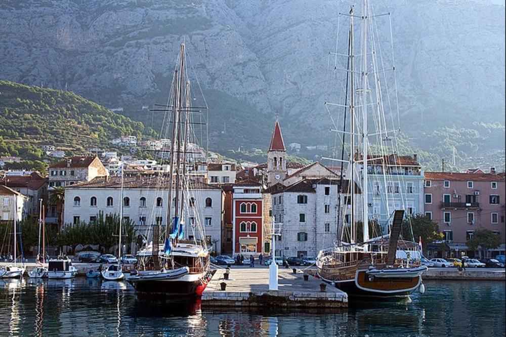 NAKON OGLASA O ZAKUPU SRPSKE IMOVINE! Hrvati vraćaju nekretnine Slovencima i Makedoncima, Srbima je stigao ODGOVOR