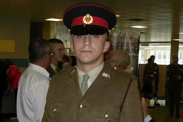 VOJNIK PRESUDIO SEBI FATALNOM DOZOM KOKAINA! Nije mogao da živi sa onim što je njegova devojka uradila