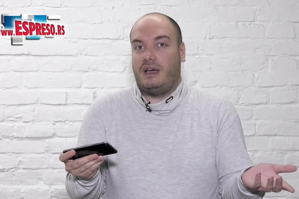 U SPOTU MIRKA GAVRIĆA MILJANA KULIĆ MEŠA NAJVULGARNIJE? Pevač se susreo s tviterašima i PRENERAZIO SE! (VIDEO)