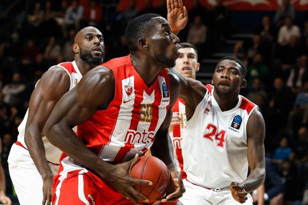 LJUDI MOJI, ŠTA JE OVO? Majkl Odžo je zverina kakvu srpska košarka odavno nije videla!