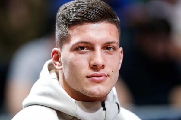 JOVIĆ ČVRSTO NA ZEMLJI: Svaka čast Barseloni i Realu, ali ja sam dušom i telom u Frankfurtu!