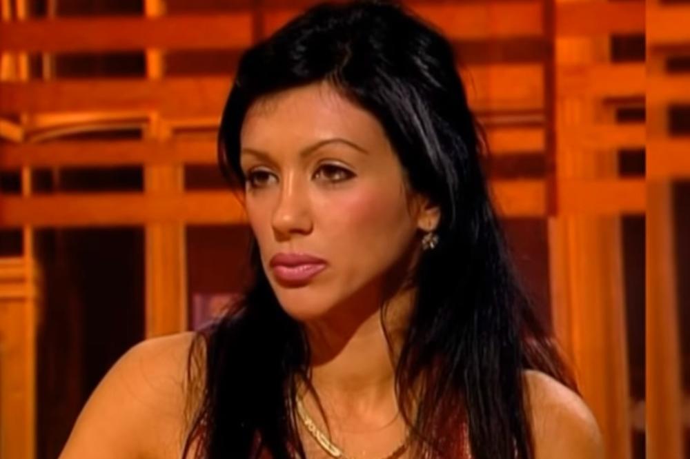 VENDI IMA ĆERKU LEPU KAO SAN, PRAVI JE TOP MODEL! Radi kao TENISKI SUDIJA, a studira i TEŽAK FAKULTET! (FOTO)