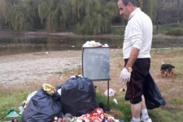 IRANAC ZASUKAO RUKAVE I POKUPIO ĐUBRE KOJE ZATRPAVA PRIRODU SRBIJE: Na Muhameda bi svi morali da se ugledamo (FOTO)