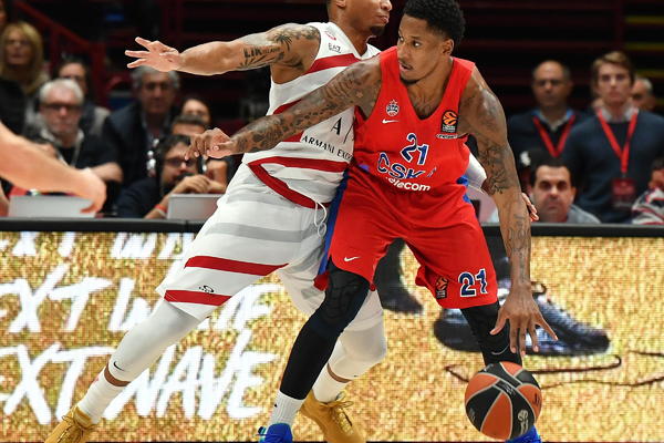 Radonjić ne može sa CSKA: Pešić slavio protiv Jasikevičijusa, Efes na krilima Micića bolji od Panate!