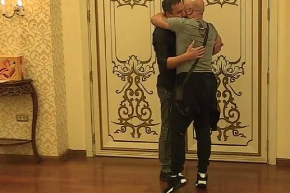 POROĐAJ JE U TOKU, NAPETOST RASTE: Mali Đogani samo što nije došao na svet, a supruga je već odabrala prelepo ime