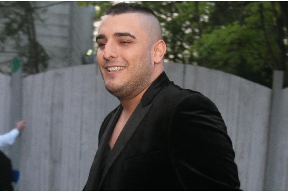 DARKOVO ZDRAVSTVENO STANJE SE NAGLO PROMENILO: Na svu muku, Ana i ćerka ga ne posećuju, a veridba mu je u KRIZI