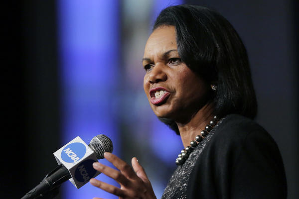 NAJBIZARNIJA VEST DANA: Kondoliza Rajs preuzima poznati američki klub i postaje trener!