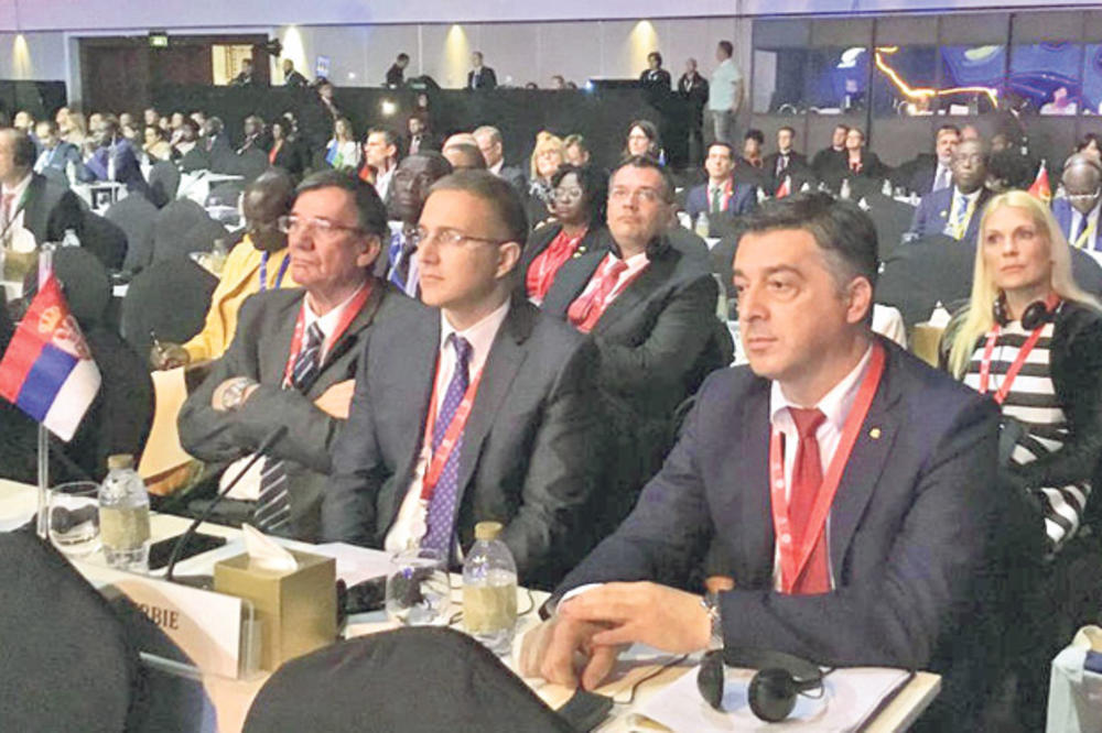 BRAĆA RUSI SU PONOVO IZDALI SRBE I ZABILI IM NOŽ U LEĐA! U Interpolu su uradili ono što niko nije očekivao