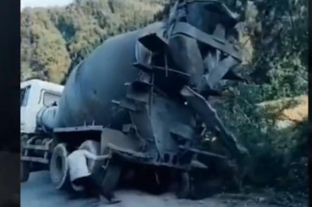 SNIMLJEN KINESKI SUPERMEN: Nije šala, pogledajte šta je uradio! (VIDEO)