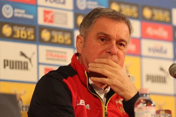 POKUŠAĆEMO DA SE MOBILIŠEMO: Šta Tumbaković ima da kaže pred pred duele Crne Gore sa Kosovom?