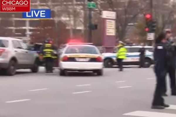 PUCNJAVA U BOLNICI: Ubio troje ljudi, mrtav i napadač (VIDEO)