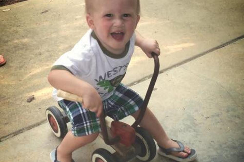 MAJKA SE OPRAŠTALA SA SINOM U KOMI: On se probudio i rekao rečenicu koja joj je SLOMILA SRCE!