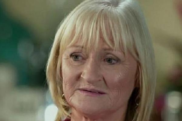 MUŽ MI JE SVEŠTENIK, BILI SMO 40 GODINA U BRAKU, SILOVAO ME JE 70 PUTA! Jeziva životna priča od koje i kamen plače