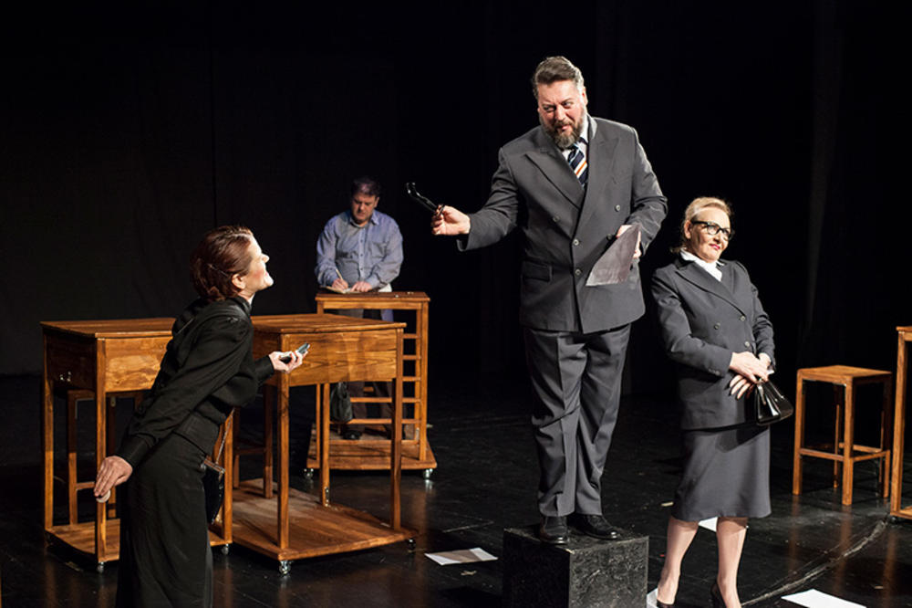 Pirotsko pozoriste gostuje u UK VUK s predstavom TO KOD NAS NE MOŽE DA BUDE