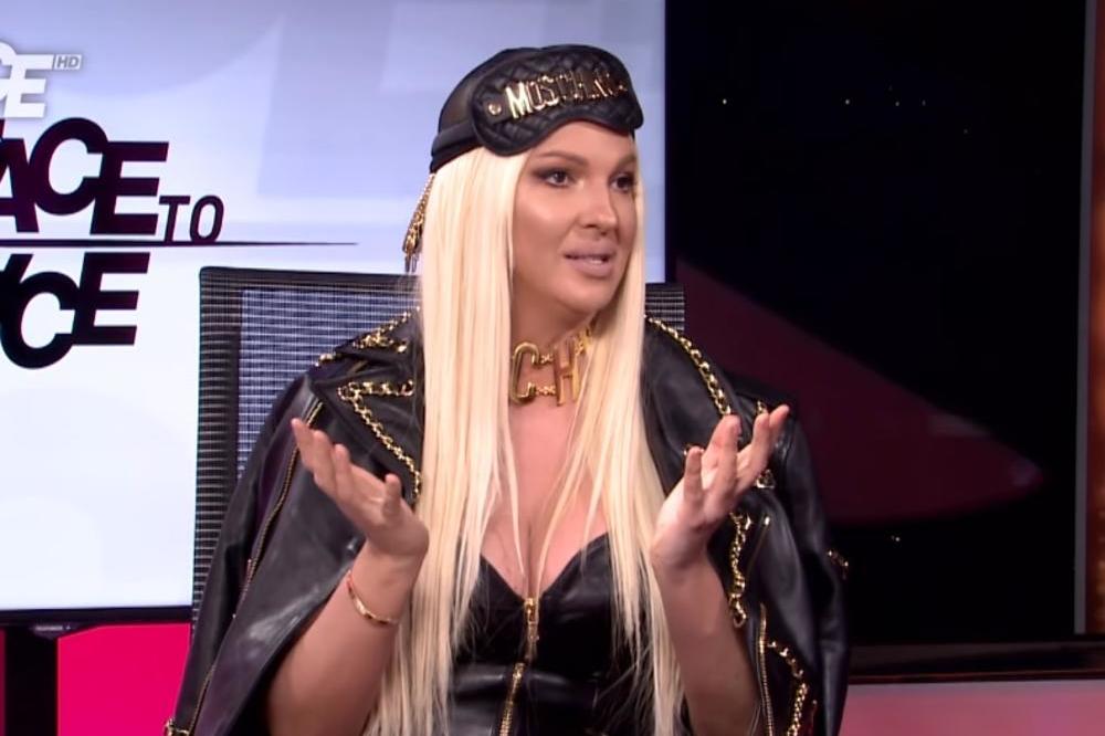 PRVO SAM ZGREŠILA S NJIM, PA SAM GA TRAŽILA NA GUGLU: Karleuša bez dlake na jeziku o spavanju sa Duškom!