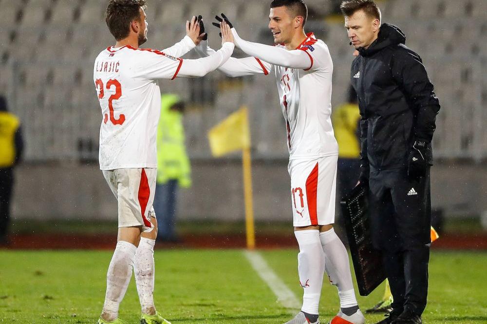 KONAČNO JE USPEO DA NAPLATI SVOJ TALENAT: Nekadašnji najveći biser srpskog fudbala potpisao ugovor iz snova!