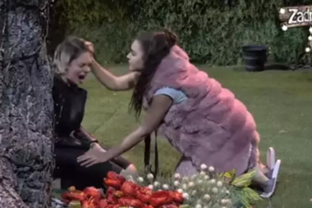 Mina VRIŠTALA u Rajskom vrtu zbog SLOBINOG KLAVIJATURISTE, Eleonora je jedva UTEŠILA!