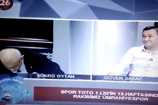 VODITELJ DOŽIVEO SRČANI UDAR USRED EMISIJE UŽIVO: Odjednom je pao u studiju, svi su ostali u ŠOKU (VIDEO)