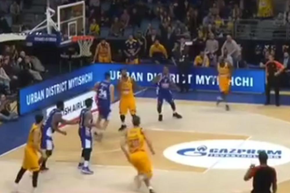 SAMO STANI TU I JA TE GAĐAM U GLAVU! Stefan Marković kreirao najluđi koš sezone u Evroligi!