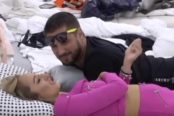 IMALA SE*S SA MARKOM, A OVAMO KUKA ZA SLOBOM: Poverio se zadrugarima i OTKRIO da je imao odnos sa LUNOM!